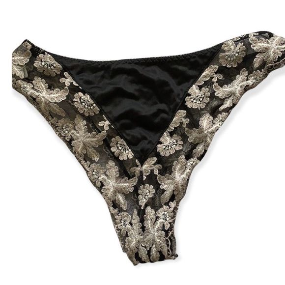 Victoria's Secret Other - Victoria’s Secret black lace panty